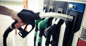 Fuel retailers urged to cut pump prices as wholesale prices drop