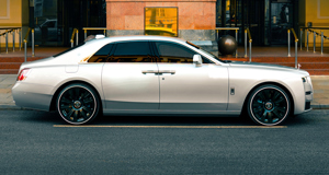 Rolls Royce unveils one off Manchester Ghost